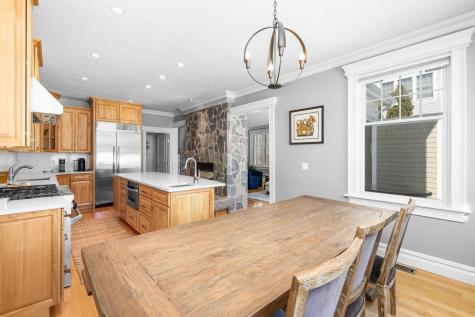 16 Quinns Way Mashpee MA 02649