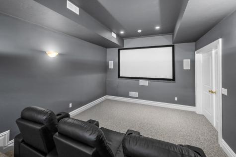 16 Quinns Way Mashpee MA 02649