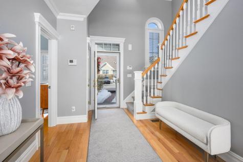 16 Quinns Way Mashpee MA 02649