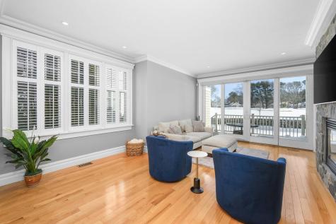 16 Quinns Way Mashpee MA 02649