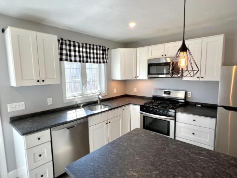 8 Mill Street Wareham MA 02576