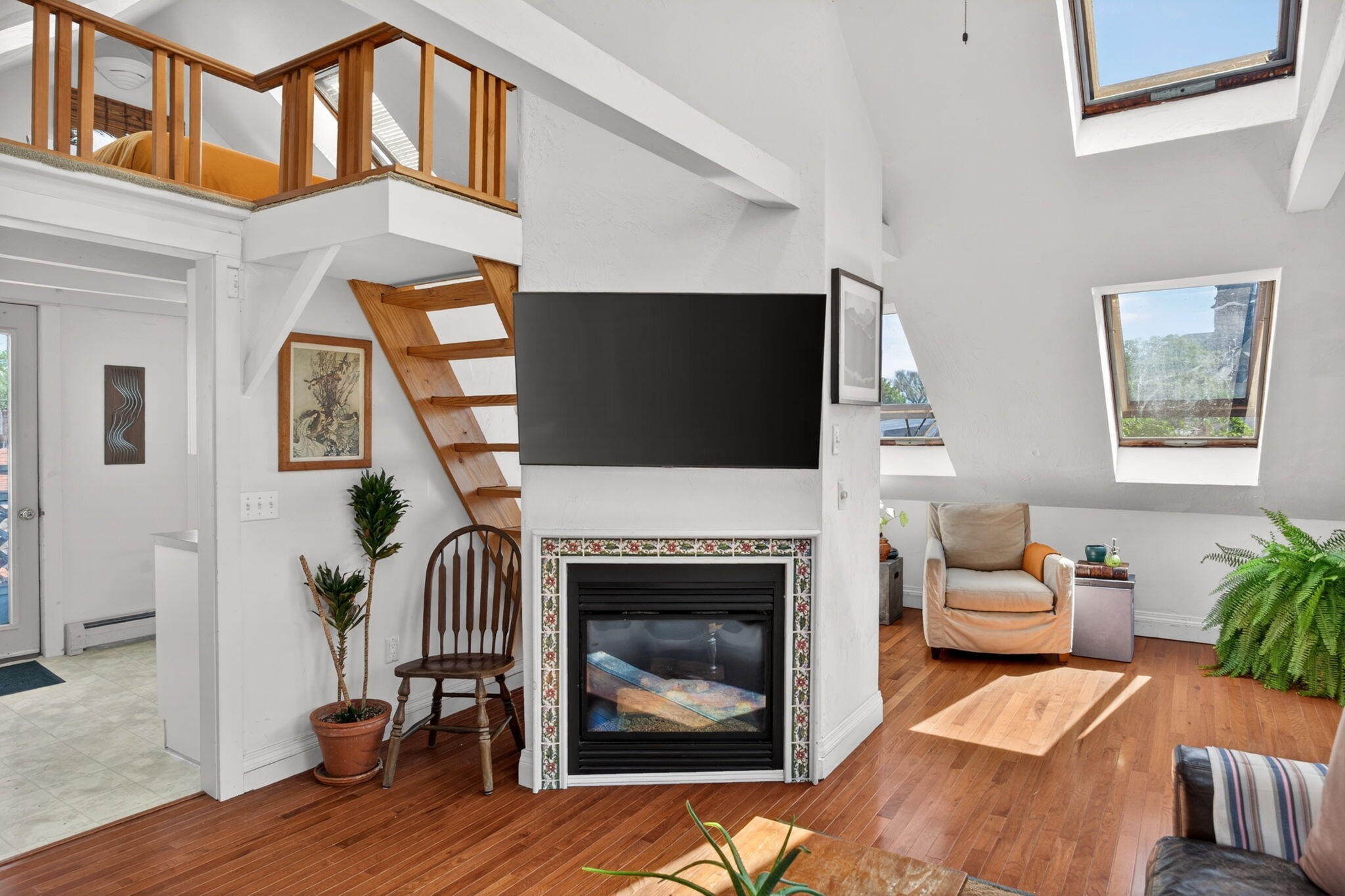 127 Bradford Street Provincetown MA 02657