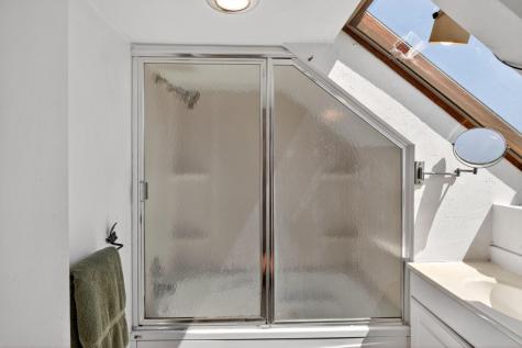 127 Bradford Street Provincetown MA 02657