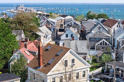 127 Bradford Street Provincetown MA 02657