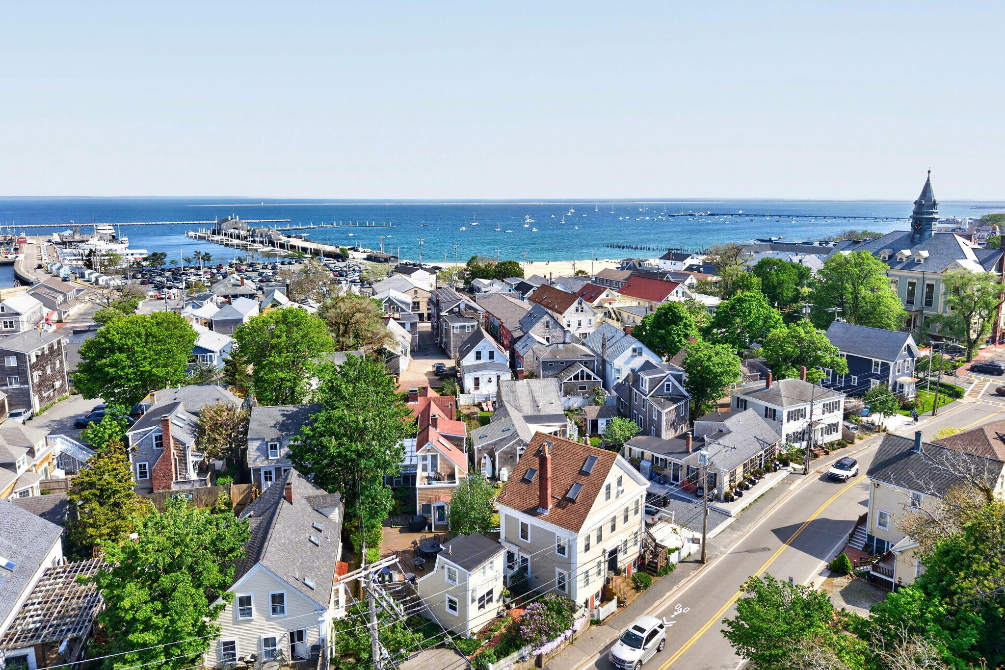 127 Bradford Street Provincetown MA 02657