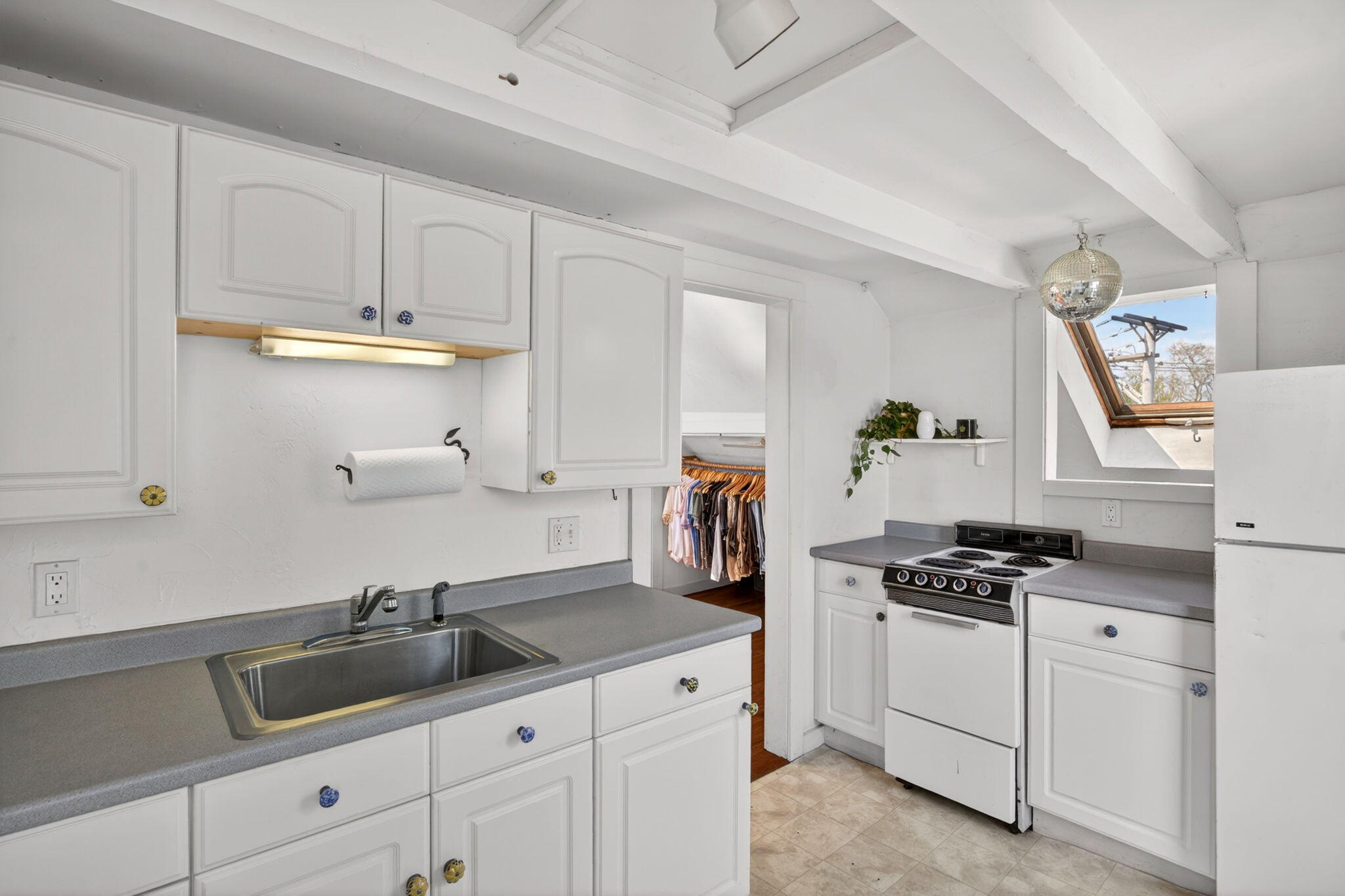 127 Bradford Street Provincetown MA 02657