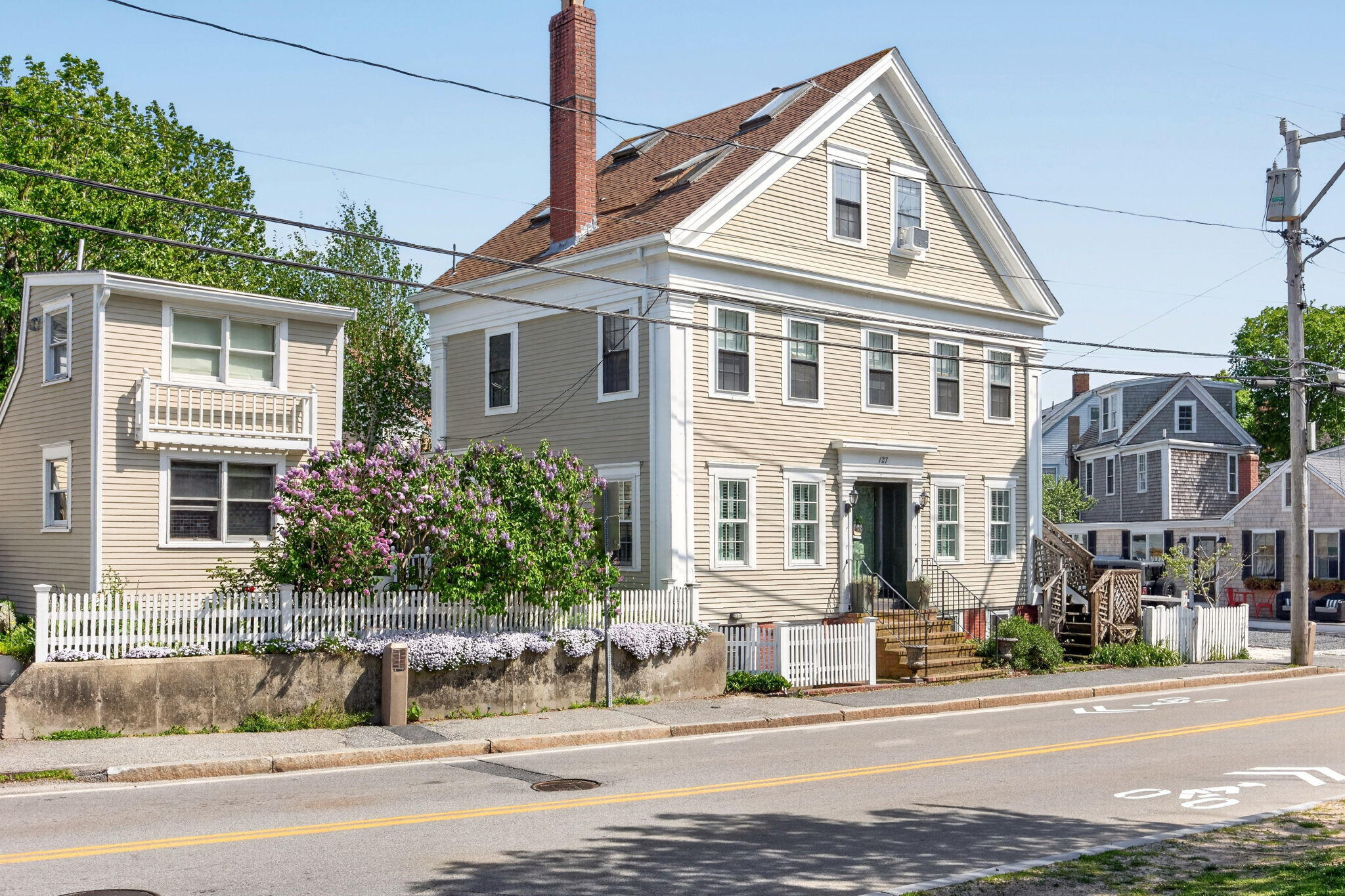 127 Bradford Street Provincetown MA 02657