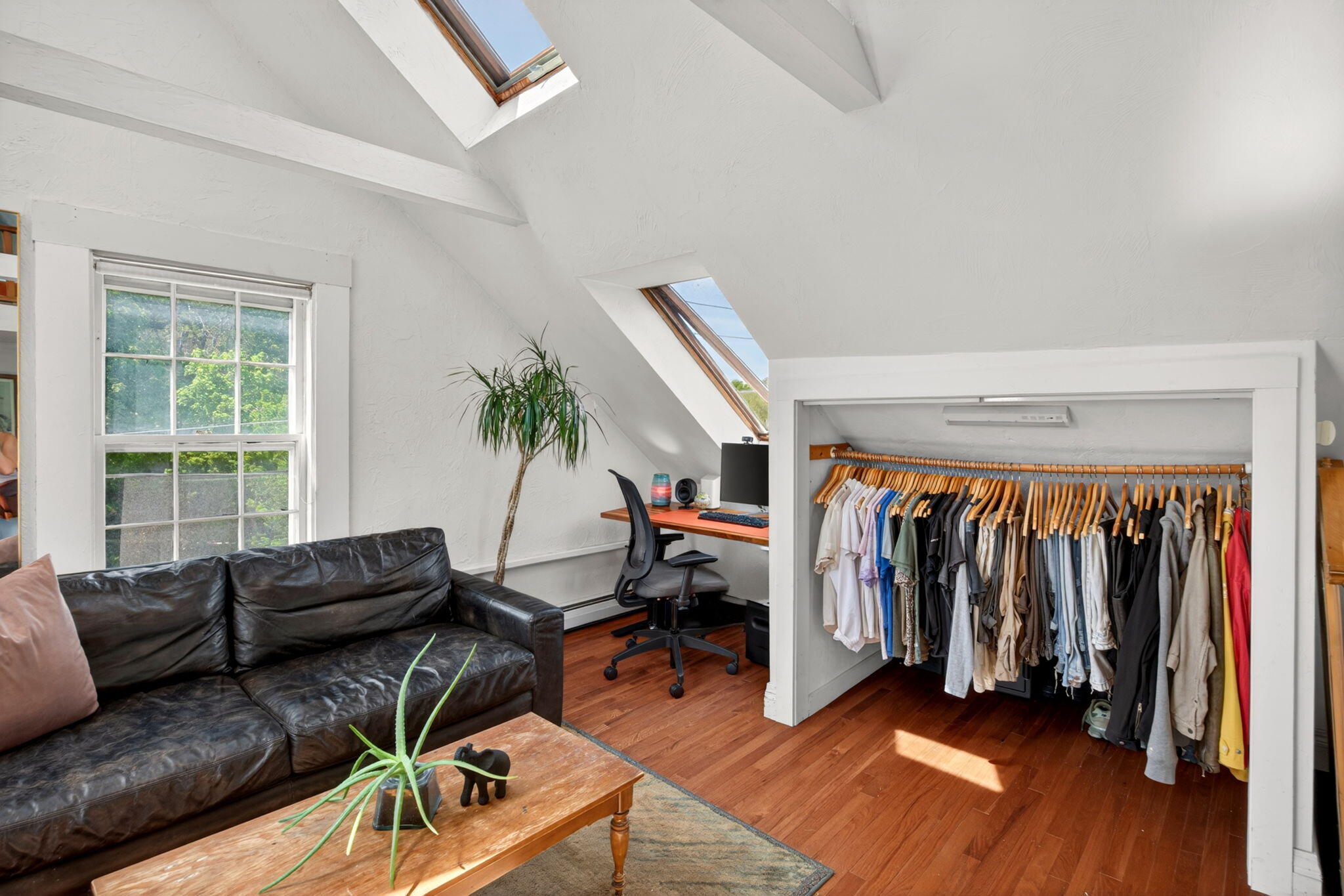 127 Bradford Street Provincetown MA 02657