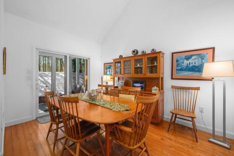 22 Stratford Ridge Mashpee MA 02649