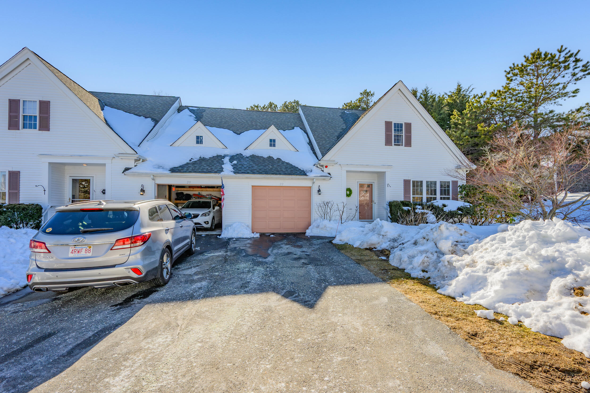 22 Stratford Ridge Mashpee MA 02649