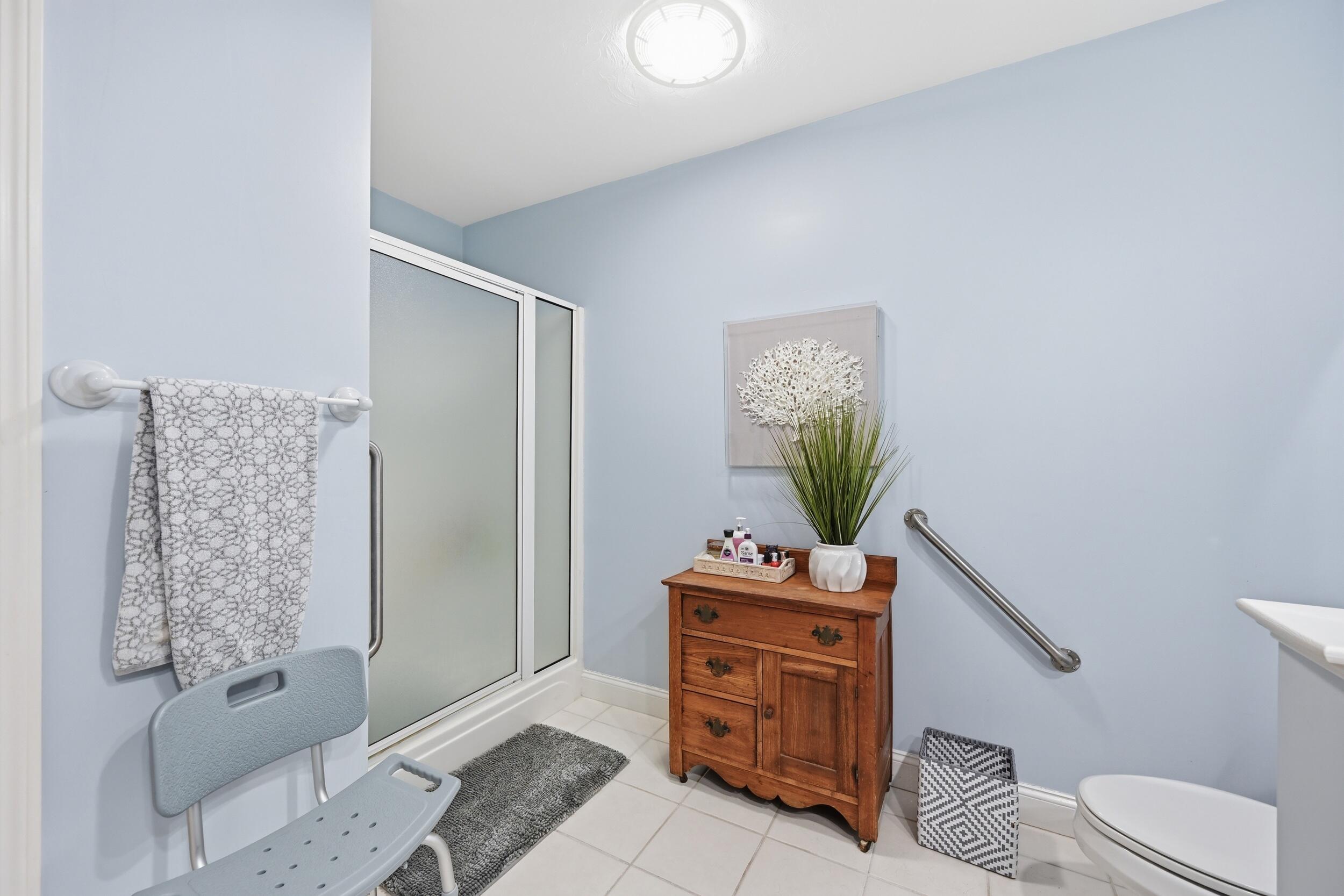 22 Stratford Ridge Mashpee MA 02649