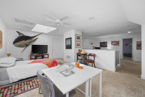 22 Stratford Ridge Mashpee MA 02649