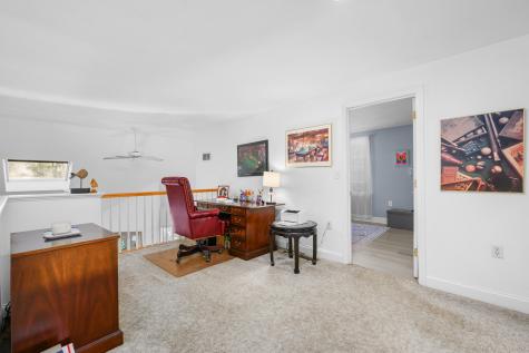 22 Stratford Ridge Mashpee MA 02649