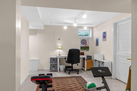 50A Harry Kemp Way MA 02657
