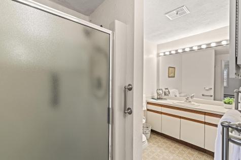 3 Hilltop Drive Sandwich MA 02563