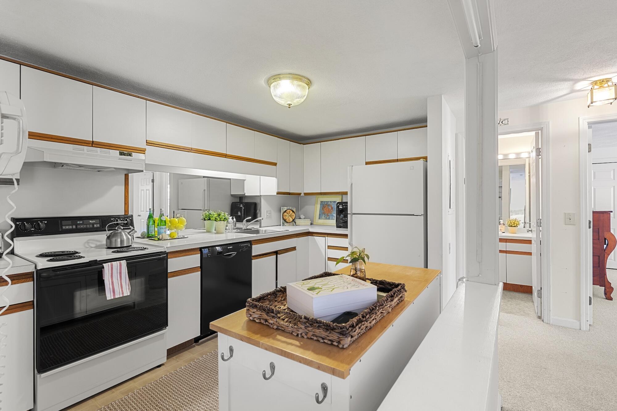 3 Hilltop Drive Sandwich MA 02563