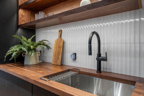 404 Commercial Street Provincetown MA 02657