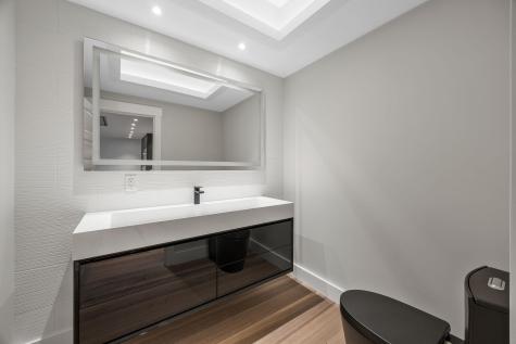 404 Commercial Street Provincetown MA 02657