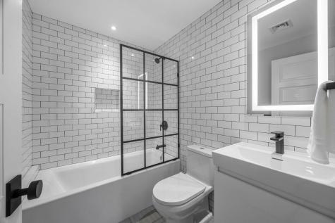 404 Commercial Street Provincetown MA 02657