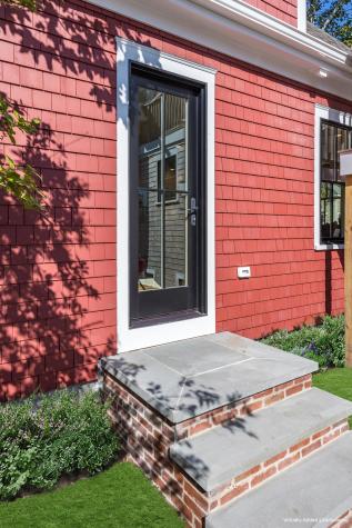 10 Bradford Street Provincetown MA 02657