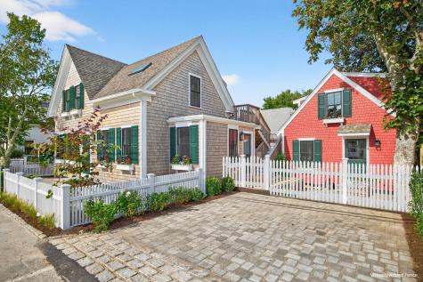 10 Bradford Street Provincetown MA 02657