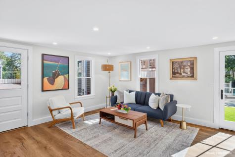 10 Bradford Street Provincetown MA 02657