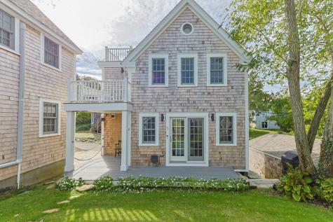 26 Pleasant Street Provincetown MA 02657