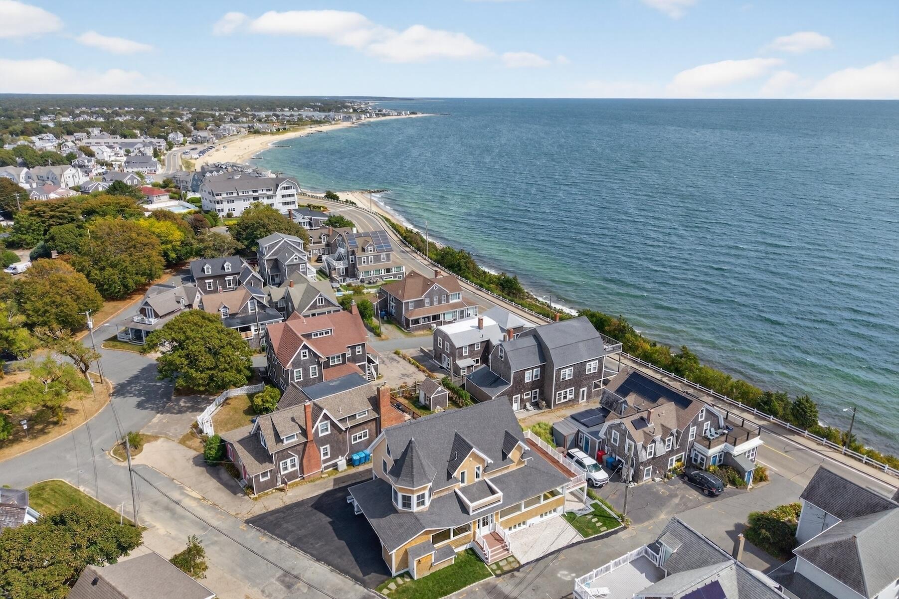 9-1 Fairmount Avenue Falmouth MA 02540