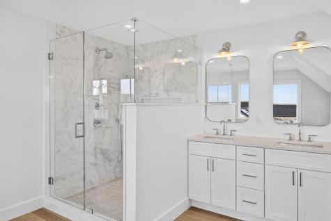 9-1 Fairmount Avenue Falmouth MA 02540