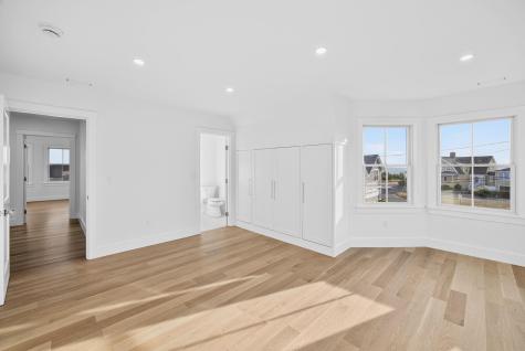 9-1 Fairmount Avenue Falmouth MA 02540