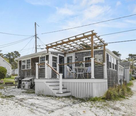 11 Thompson Road Bourne MA 02532