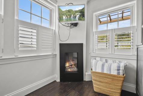 11 Thompson Road Bourne MA 02532