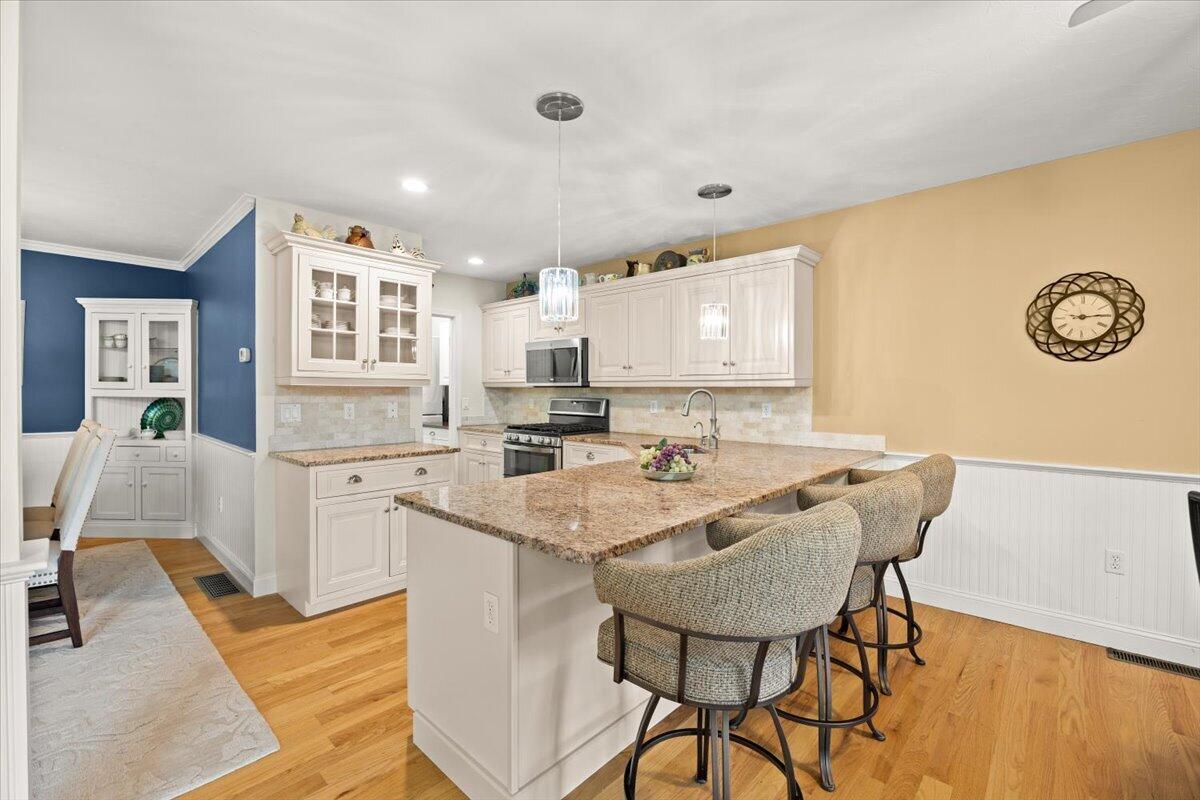 22 Prestwick Road Bourne MA 02532