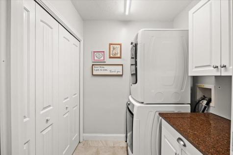 22 Prestwick Road Bourne MA 02532