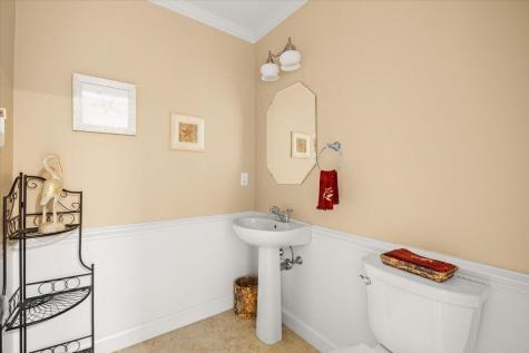 22 Prestwick Road Bourne MA 02532