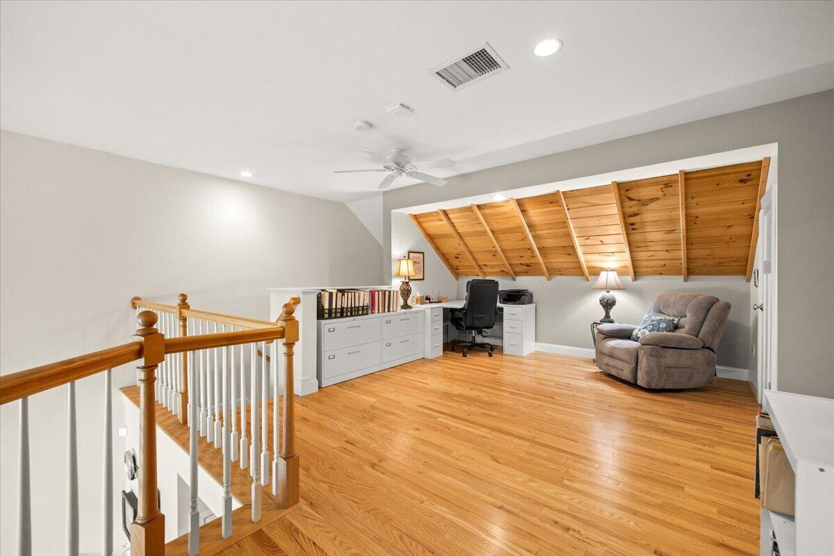 22 Prestwick Road Bourne MA 02532