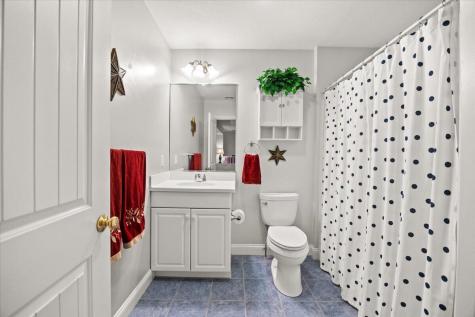 22 Prestwick Road Bourne MA 02532