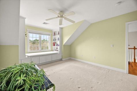22 Prestwick Road Bourne MA 02532