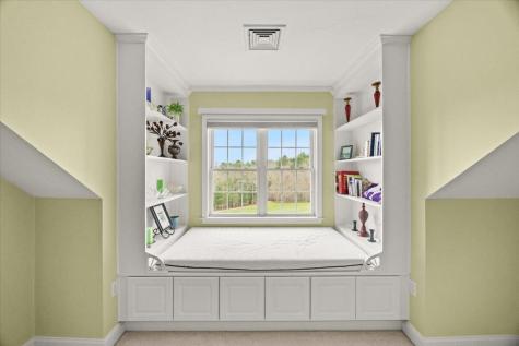 22 Prestwick Road Bourne MA 02532