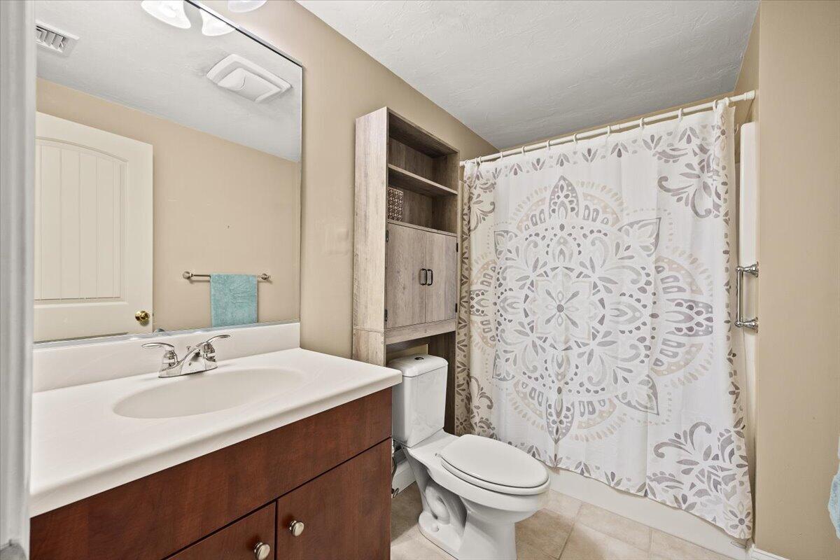 22 Prestwick Road Bourne MA 02532