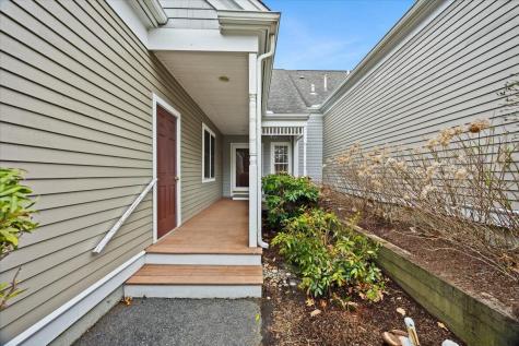 22 Prestwick Road Bourne MA 02532