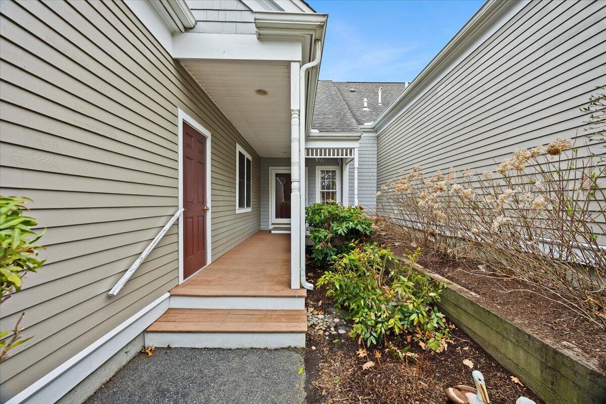 22 Prestwick Road Bourne MA 02532
