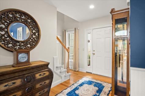 22 Prestwick Road Bourne MA 02532