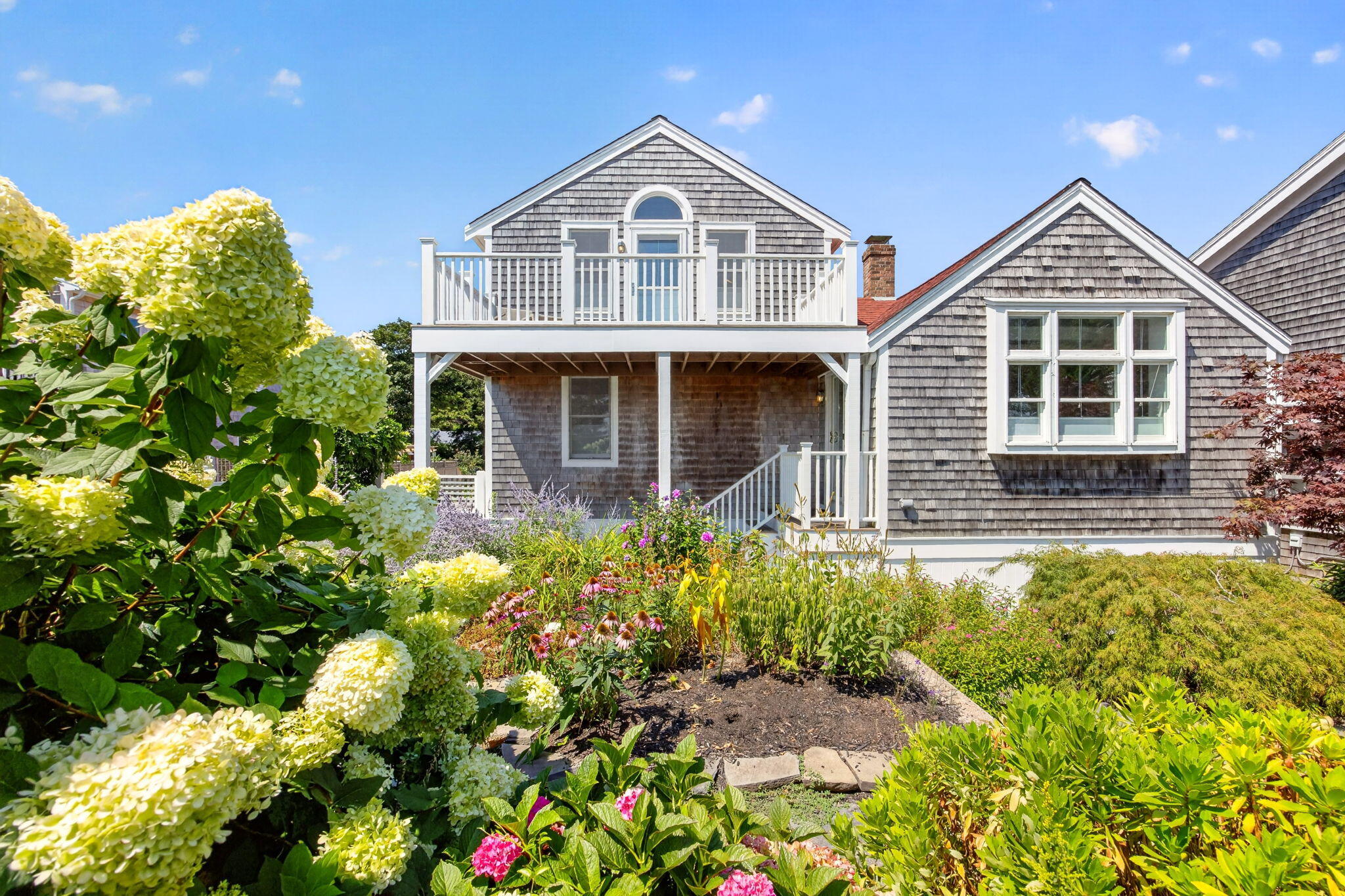 8D Commercial Street Provincetown MA 02657