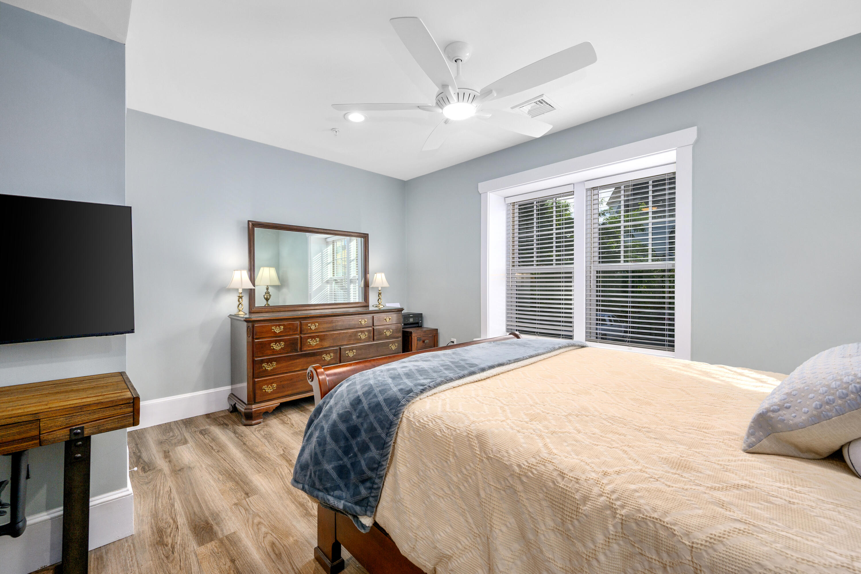 76 Court Street Plymouth MA 02360