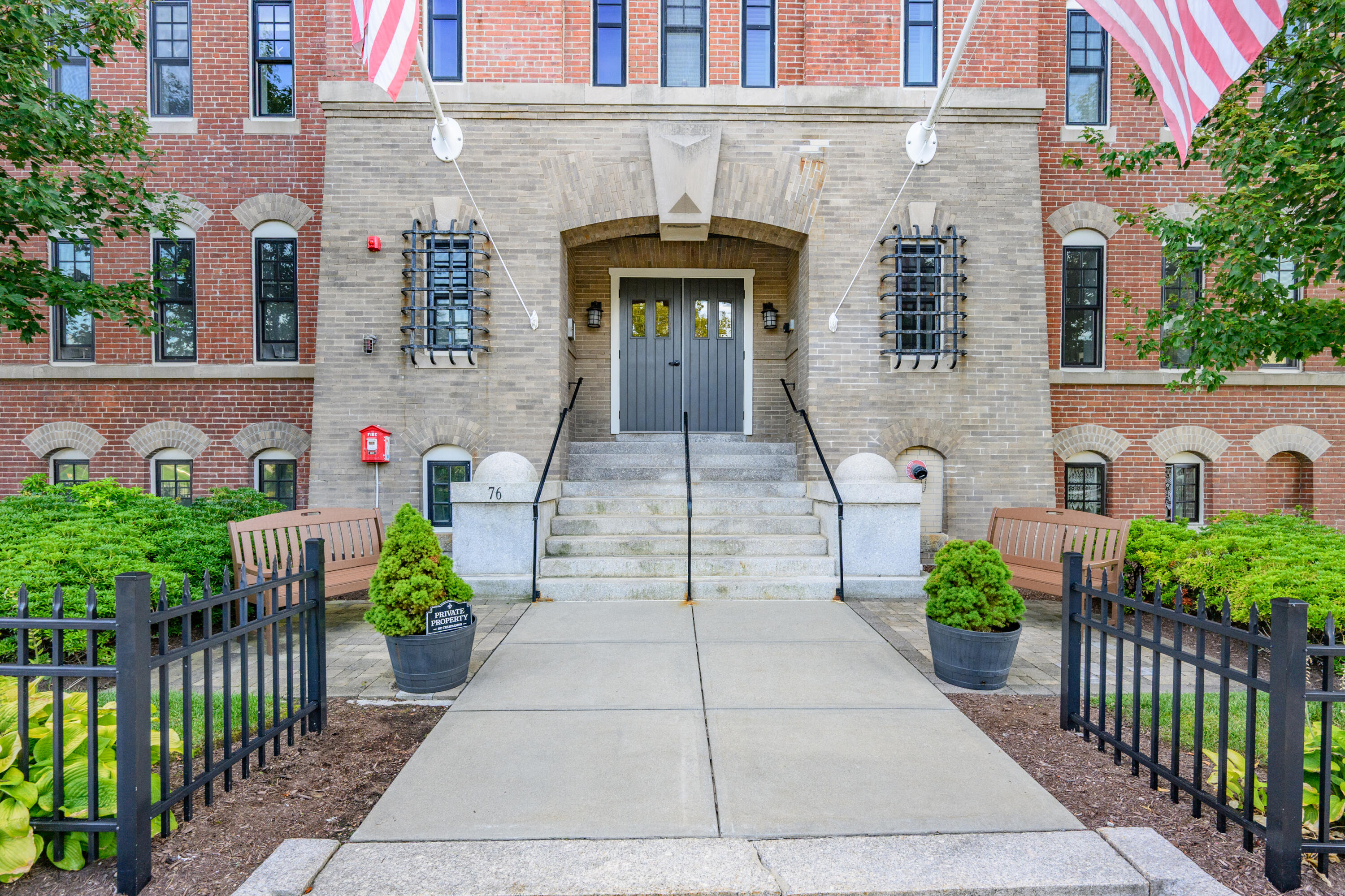 76 Court Street Plymouth MA 02360