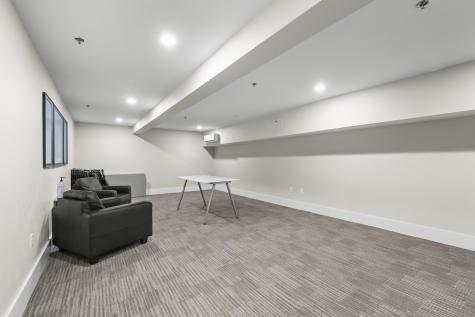 76 Court Street Plymouth MA 02360