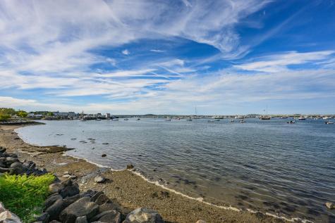 76 Court Street Plymouth MA 02360