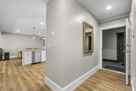 76 Court Street Plymouth MA 02360