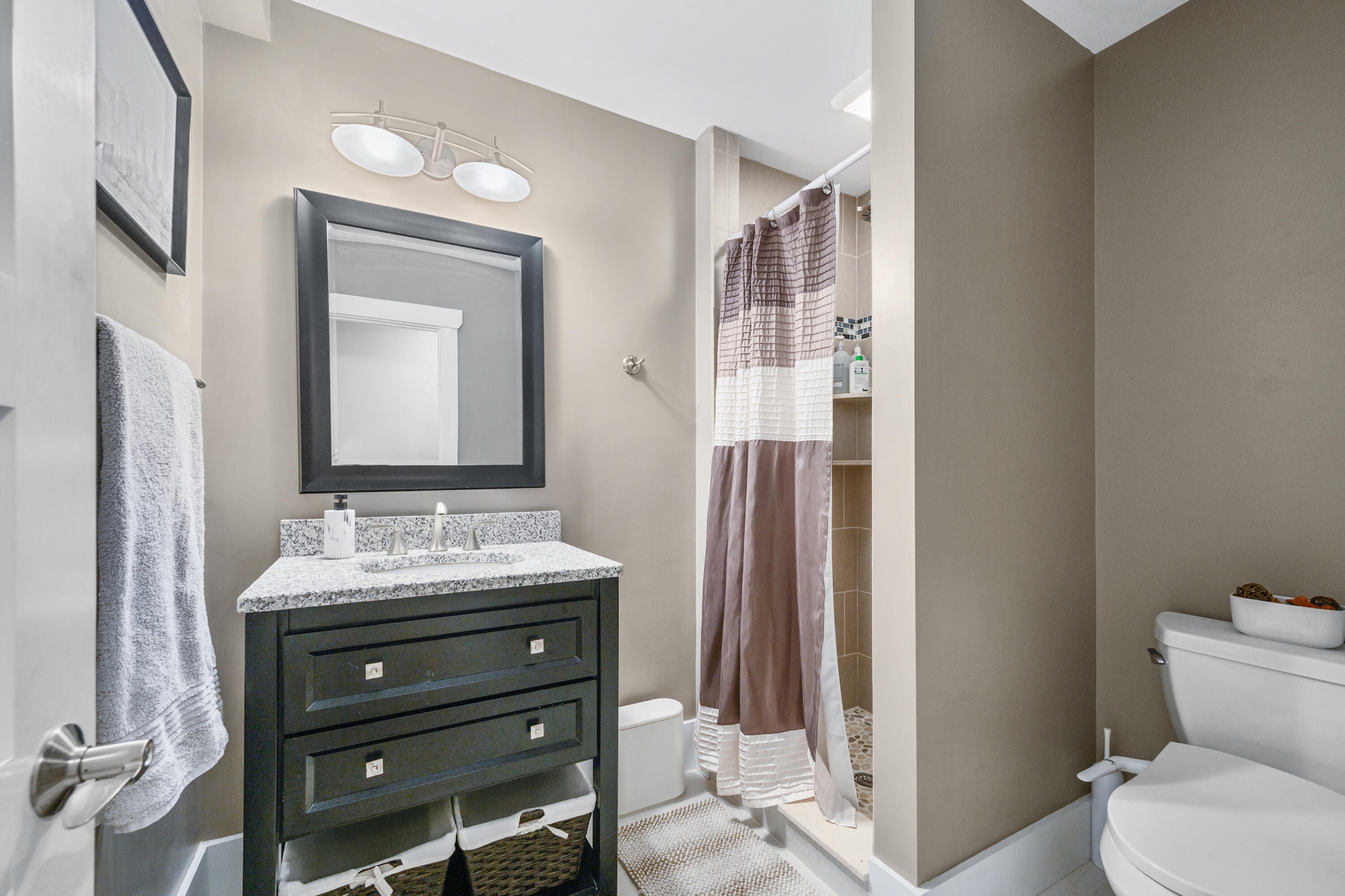 76 Court Street Plymouth MA 02360